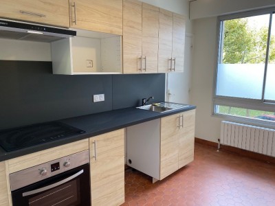 APPARTEMENT T6 A LOUER - LYON 5EME ARRONDISSEMENT - 138.9 m2 - 1950 € charges comprises par mois