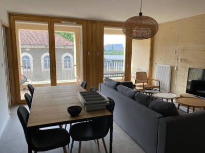 APPARTEMENT T4 A LOUER - CALUIRE ET CUIRE - 68,84 m2 - 1436,80 € charges comprises par mois