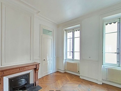 APPARTEMENT T5 A LOUER - LYON 6EME ARRONDISSEMENT Moliere - 160.68 m2 - 2200€ charges comprises par mois