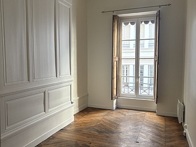 STUDIO A LOUER - LYON 2EME ARRONDISSEMENT - 32.4 m2 - 660€ charges comprises par mois