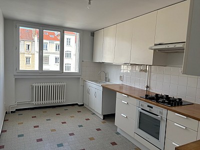 APPARTEMENT T4 A LOUER - LYON 6EME ARRONDISSEMENT Vitton - 100.7 m2 - 1950€ charges comprises par mois