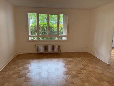APPARTEMENT T3 A LOUER - LYON 8EME ARRONDISSEMENT Etats-Unis - 73.2 m2 - 920 € charges comprises par mois