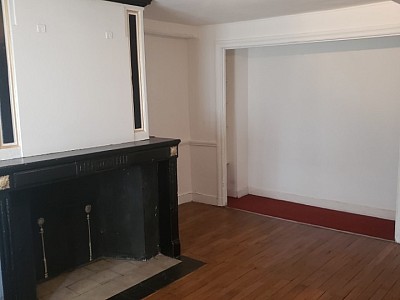STUDIO A LOUER - LYON 2EME ARRONDISSEMENT Bellecour-a Gourjus - 38.81 m2 - 760€ charges comprises par mois