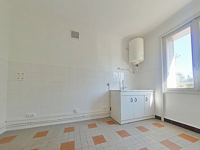 APPARTEMENT T3 A LOUER - LYON 8EME ARRONDISSEMENT Montplaisir Nord - 75.03 m2 - 890€ charges comprises par mois