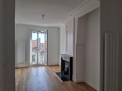 APPARTEMENT T2 A LOUER - LYON 3EME ARRONDISSEMENT Danton-Bir Akeim - 54.23 m2 - 945€ charges comprises par mois