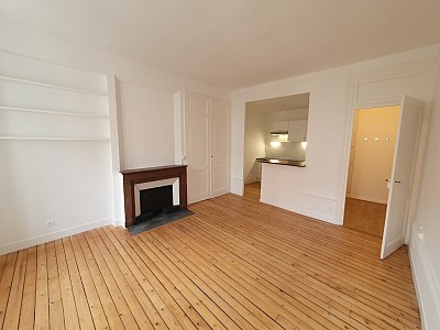 APPARTEMENT T2 A LOUER - LYON 2EME ARRONDISSEMENT Carnot-Charite - 42.08 m2 - 755€ charges comprises par mois