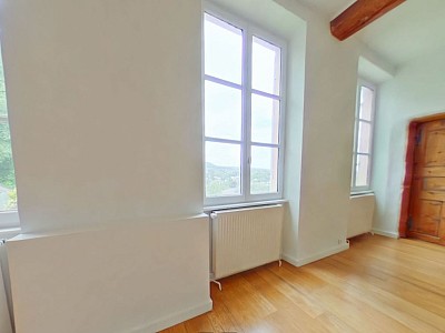 APPARTEMENT T4 A LOUER - CALUIRE ET CUIRE Vernay - 76.79 m2 - 1420€ charges comprises par mois