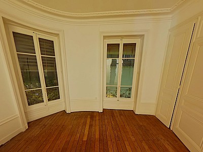 APPARTEMENT T2 A LOUER - LYON 1ER ARRONDISSEMENT Normale-Chartreux - 68.65 m2 - 1�068�&euro; charges comprises par mois