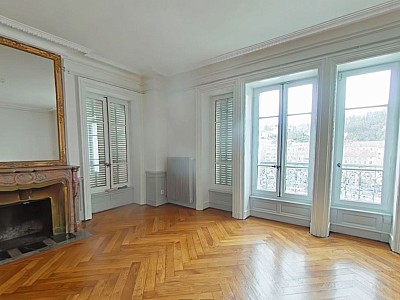 APPARTEMENT T4 A LOUER - LYON 2EME ARRONDISSEMENT Vaubecour-Mairie - 106.51 m2 - 1�770�&euro; charges comprises par mois
