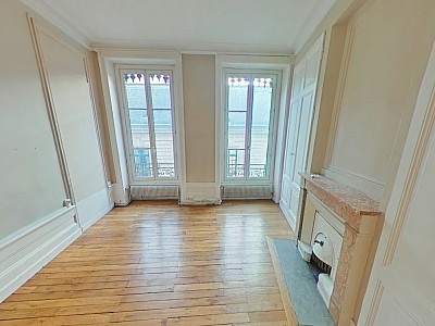 APPARTEMENT T3 A LOUER - LYON 5EME ARRONDISSEMENT Saint-Paul - 64.69 m2 - 950�&euro; charges comprises par mois