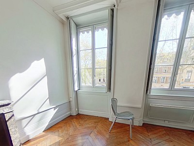 APPARTEMENT T2 A LOUER - LYON 4EME ARRONDISSEMENT Place Croix Rousse-Austerlitz - 49.2 m2 - 640�&euro; charges comprises par mois