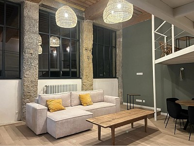 APPARTEMENT T4 A LOUER - LYON 4EME ARRONDISSEMENT Boucle Louis Thevenet - 121.1 m2 - 2�350�&euro; charges comprises par mois