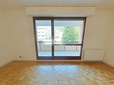 APPARTEMENT T3 A LOUER - ST GENIS LAVAL Moly - 74.12 m2 - 920�&euro; charges comprises par mois