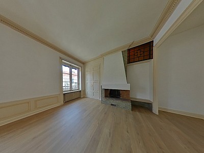 APPARTEMENT T3 A LOUER - LYON 2EME ARRONDISSEMENT Vaubecour-Mairie - 84.99 m2 - 1 330 &euro; charges comprises par mois