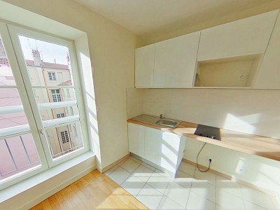 STUDIO A LOUER - LYON 2EME ARRONDISSEMENT Bellecour-Sala - 23.4 m2 - 608 &euro; charges comprises par mois