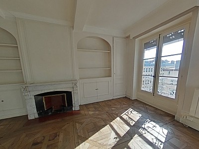 STUDIO A LOUER - LYON 1ER ARRONDISSEMENT Terreaux-Bat-d-Argent - 37.35 m2 - 695 &euro; charges comprises par mois