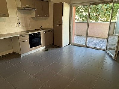 APPARTEMENT T2 A LOUER - VERNAISON - 39.04 m2 - 790 &euro; charges comprises par mois