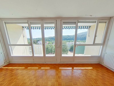 APPARTEMENT T3 A LOUER - FONTAINES SUR SAONE Le Bourg - 69.64 m2 - 970 &euro; charges comprises par mois