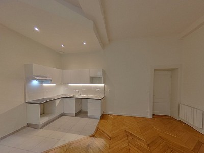 APPARTEMENT T3 A LOUER - LYON 2EME ARRONDISSEMENT Bellecour-Sala - 65.29 m2 - 1 080 &euro; charges comprises par mois