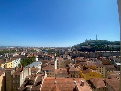 APPARTEMENT T3 A LOUER - LYON 1ER ARRONDISSEMENT Annonciade-Saint-Benoit - 33.8 m2 - 770 &euro; charges comprises par mois