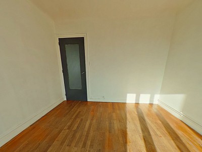 APPARTEMENT T3 A LOUER - LYON 7EME ARRONDISSEMENT Route de Vienne - 59.5 m2 - 849 &euro; charges comprises par mois