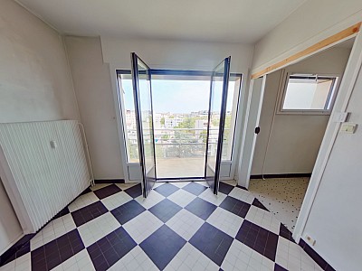 STUDIO A LOUER - LYON 8EME ARRONDISSEMENT Jean Moulin - 25.05 m2 - 520 &euro; charges comprises par mois