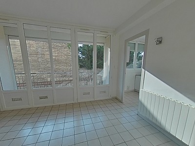 STUDIO A LOUER - LYON 3EME ARRONDISSEMENT Monchat-Bonnand - 26.84 m2 - 488 &euro; charges comprises par mois