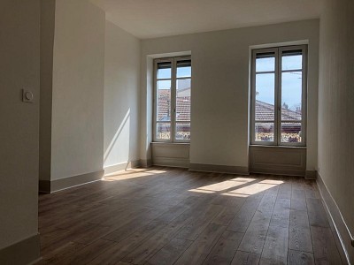 STUDIO A LOUER - OULLINS - 31,26 m2 - 505 € charges comprises par mois