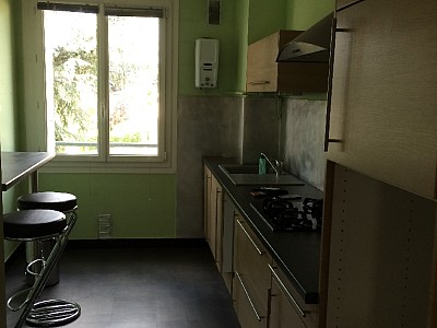 APPARTEMENT T3 A LOUER - BRON - 65.53 m2 - 865 € charges comprises par mois