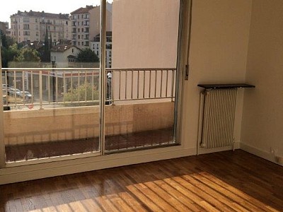 APPARTEMENT T3 A LOUER - LYON 3EME ARRONDISSEMENT - 69,15 m2 - 990 € charges comprises par mois