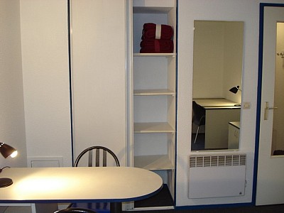 STUDIO A LOUER - LYON 8EME ARRONDISSEMENT JEAN MACE - 19,86 m2 - 480 € charges comprises par mois