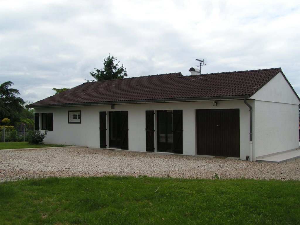 MAISON A LOUER LA TOUR DE SALVAGNY 95,49 m2 1 301 € charges