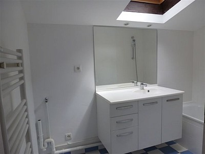 MAISON A LOUER - LIMONEST - 59.36 m2 - 1150 € charges comprises par mois