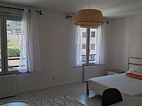 STUDIO A LOUER - CALUIRE ET CUIRE Coste-Croix-Rousse - 28.78 m2 - 760 &euro; charges comprises par mois