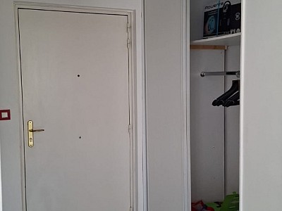 STUDIO A LOUER - CALUIRE ET CUIRE Coste-Croix-Rousse - 28.78 m2 - 760 &euro; charges comprises par mois