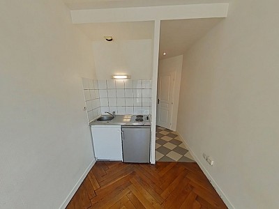 STUDIO A LOUER - LYON 1ER ARRONDISSEMENT Terreaux-Bat-d-Argent - 16.82 m2 - 555€ charges comprises par mois