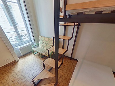 STUDIO A LOUER - LYON 1ER ARRONDISSEMENT Terreaux-Bat-d-Argent - 29.45 m2 - 635€ charges comprises par mois