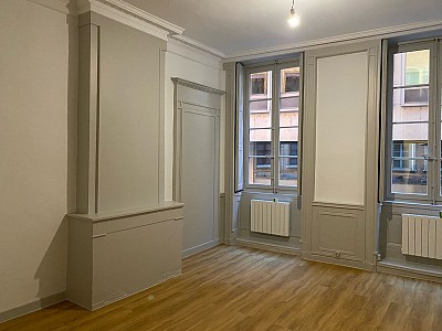 STUDIO A LOUER - LYON 1ER ARRONDISSEMENT Capucins-Griffon - 40.88 m2 - 595€ charges comprises par mois