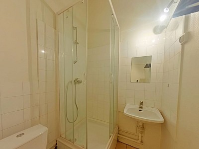 STUDIO A LOUER - LYON 1ER ARRONDISSEMENT Grande-Cote-Bon-Pasteur - 39.6 m2 - 695�&euro; charges comprises par mois