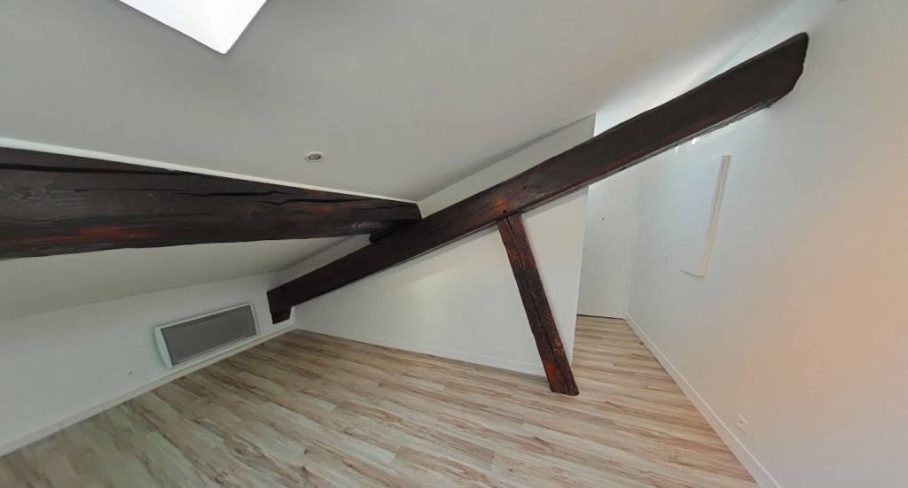 STUDIO A LOUER - LYON 1ER ARRONDISSEMENT Capucins-Griffon - 18.54 m2 - 598�&euro; charges comprises par mois