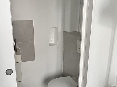 STUDIO A LOUER - LYON 1ER ARRONDISSEMENT Mairie-Martiniere - 19.73 m2 - 695 € charges comprises par mois