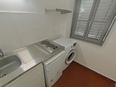 STUDIO A LOUER - LYON 1ER ARRONDISSEMENT Terreaux-Bat-d-Argent - 21.36 m2 - 455 € charges comprises par mois