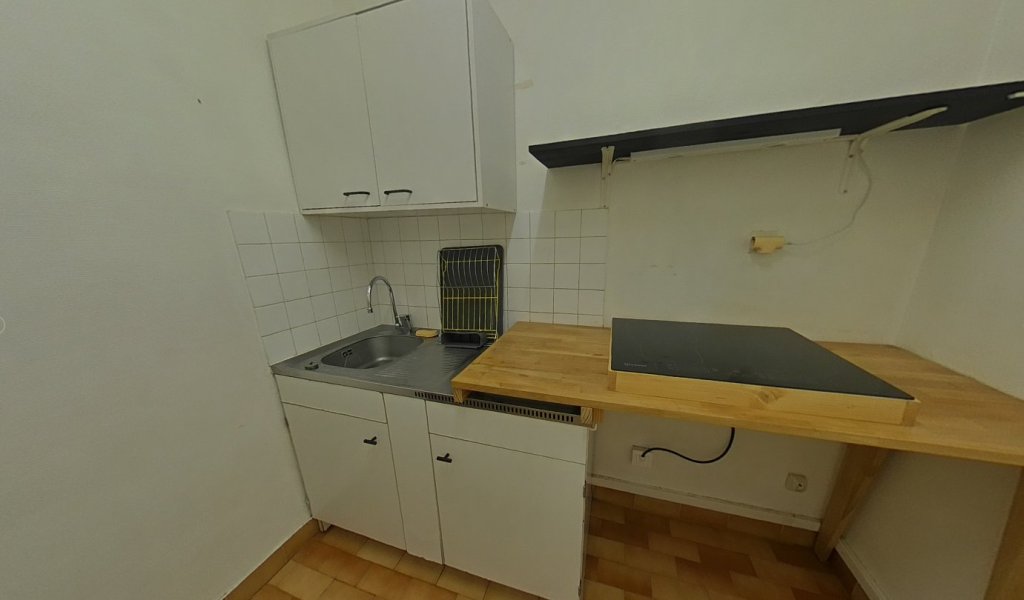 STUDIO A LOUER - LYON 1ER ARRONDISSEMENT Terreaux-Bat-d-Argent - 37.35 m2 - 695 &euro; charges comprises par mois