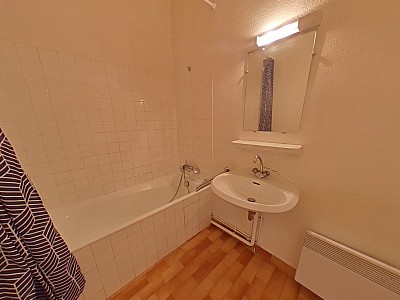 STUDIO A LOUER - LYON 1ER ARRONDISSEMENT Terreaux-Bat-d-Argent - 37.35 m2 - 695 € charges comprises par mois