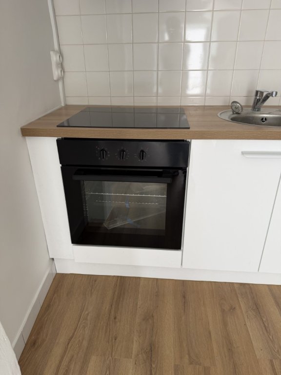STUDIO A LOUER - LYON 1ER ARRONDISSEMENT Normale-Chartreux - 13.4 m2 - 500 &euro; charges comprises par mois