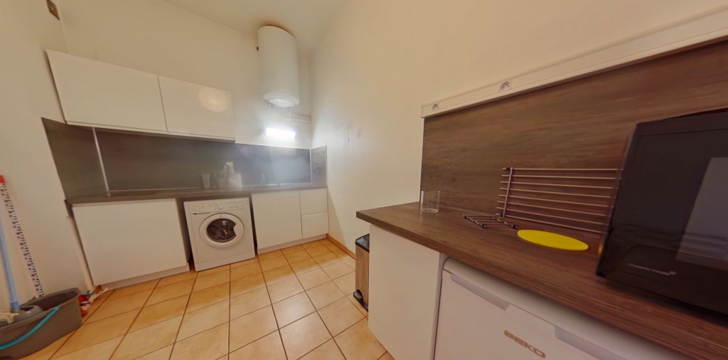 STUDIO A LOUER - LYON 1ER ARRONDISSEMENT Capucins-Griffon - 32.18 m2 - 770 &euro; charges comprises par mois