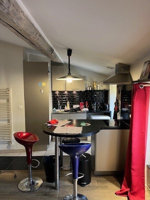 STUDIO A LOUER - LYON 2EME ARRONDISSEMENT Gailleton-A. Comte - 37.04 m2 - 850�&euro; charges comprises par mois