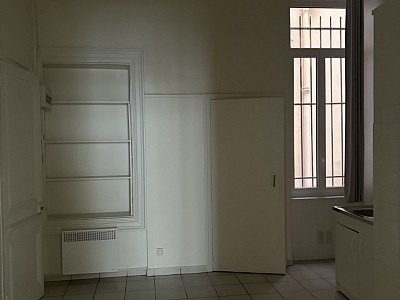 STUDIO A LOUER - LYON 2EME ARRONDISSEMENT - 32.4 m2 - 660€ charges comprises par mois