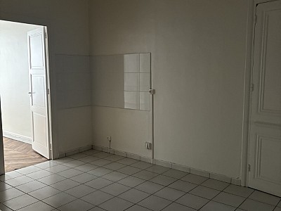 STUDIO A LOUER - LYON 2EME ARRONDISSEMENT - 32.4 m2 - 660€ charges comprises par mois
