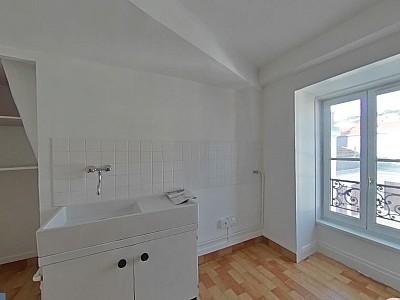 STUDIO A LOUER - LYON 2EME ARRONDISSEMENT Bellecour-Sala - 48.19 m2 - 650€ charges comprises par mois